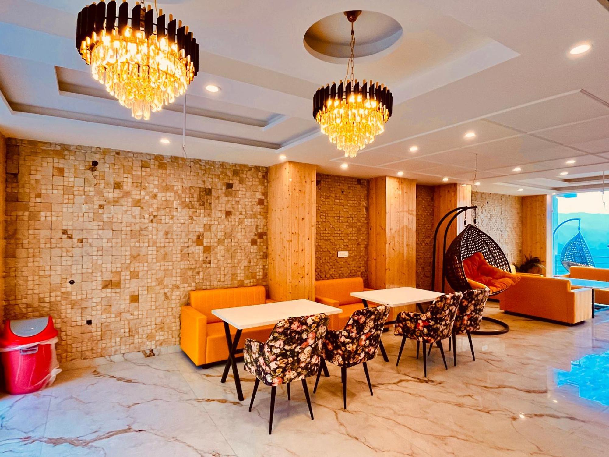 Hotel Classic Crown - #Scenic Mountain View #Open Terrace #Parking #Premium Rooms With Balcony #Guest Preferred #Best Selling Hotel In Mussoorie Exterior photo