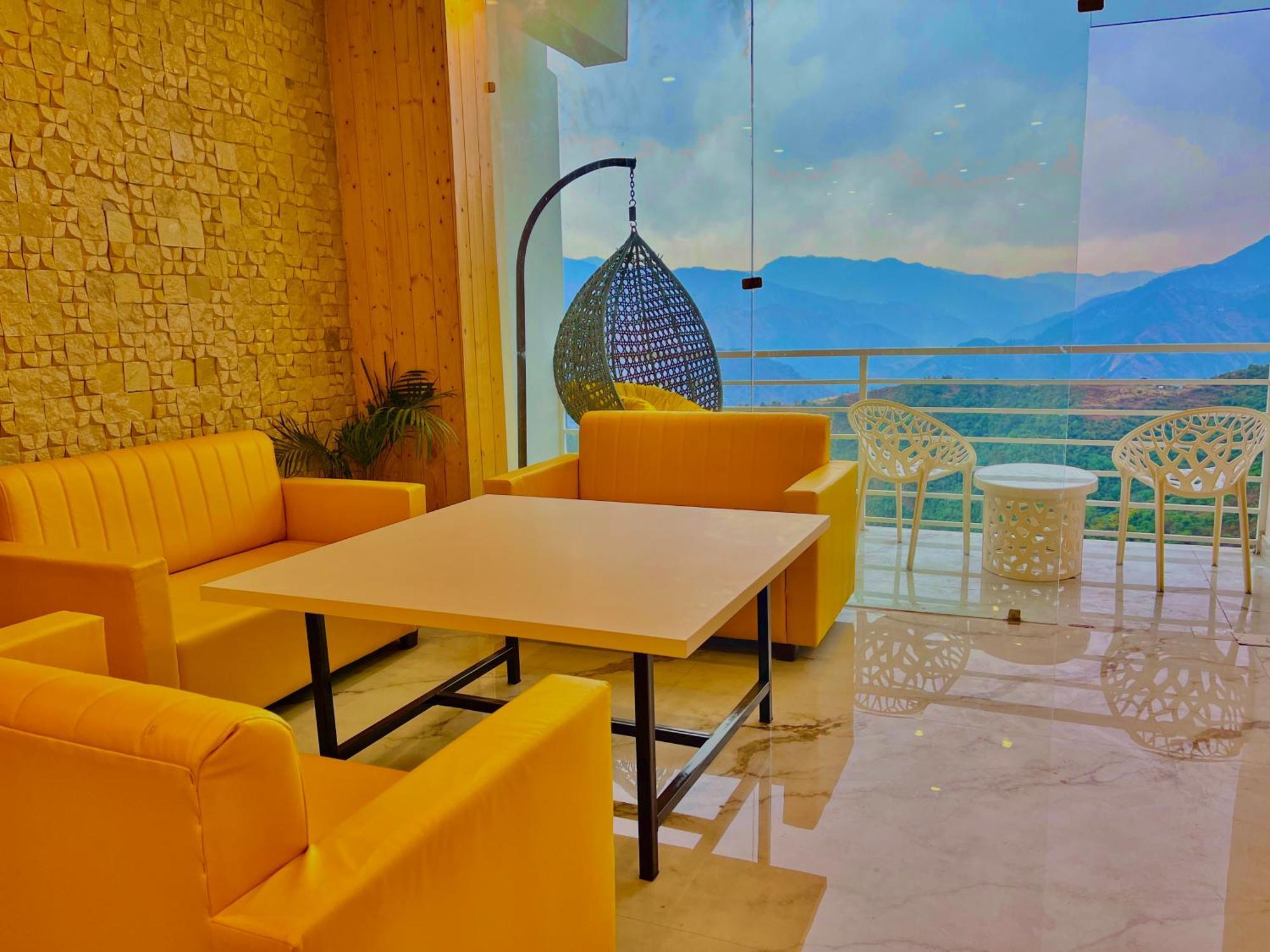 Hotel Classic Crown - #Scenic Mountain View #Open Terrace #Parking #Premium Rooms With Balcony #Guest Preferred #Best Selling Hotel In Mussoorie Exterior photo
